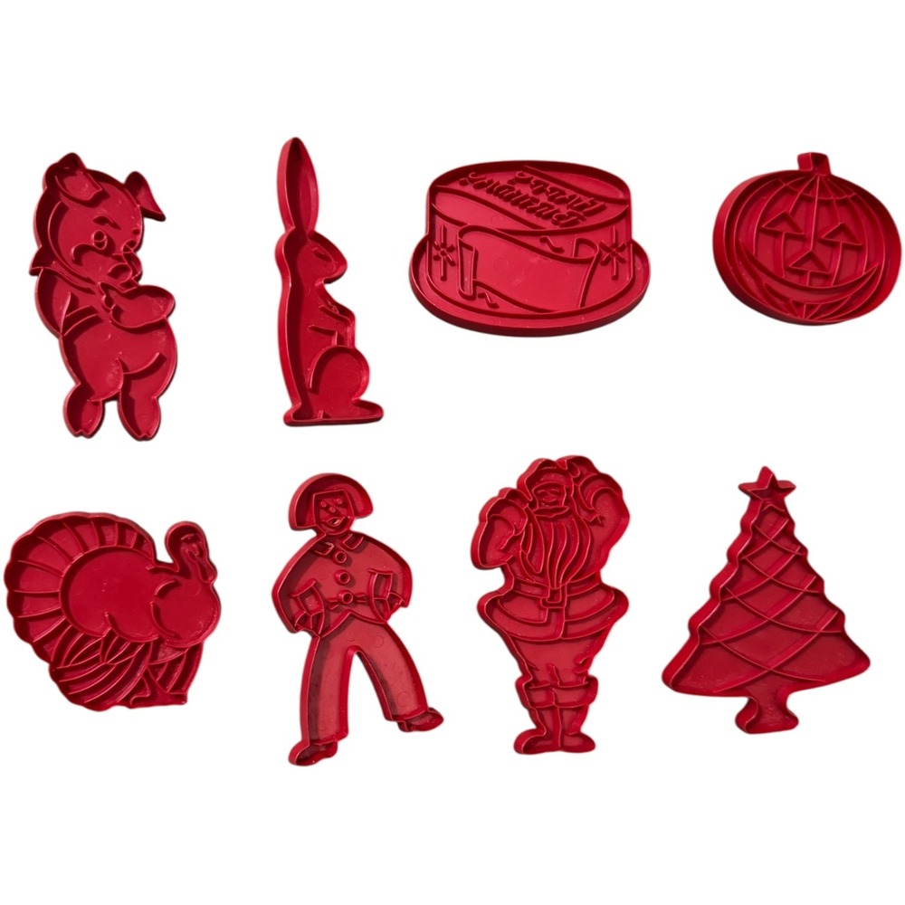 8 Vintage Tupperware Plastic Cookie Cutter -‎  Easter, Halloween, ChristmaS
